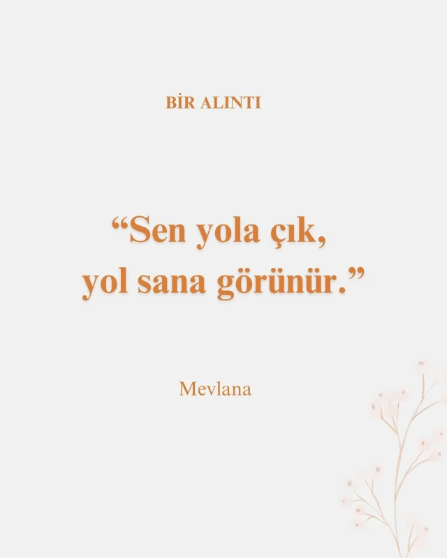 KÜÇÜK AMA ÖNEMLİ NOTLAR- Mayıs

Mayıs ayı baharın kalbi. Toprak ısındı, hava ne çok sıcak ne çok serin. Ağaçlar yeşilleniyor, kuşlar ötüyor, çiçekler sessizce açıyor, doğanın bu canlanması ile umutlar da filizleniyor…

Bu ay kendime bir kez daha şunu hatırlatıyorum:
Durmak, beklemek, düşünmek; yani tevakkuf… Zaman zaman hayata biraz geri çekilip bakmak, nereye koştuğunu, neden durduğunu anlamak.
Ve en güzeli, tesadüf sandıklarımızın aslında birer incelik, birer denk geliş, birer uyum olduğunu görmek. Her şey birbiriyle usulca, görünmez iplerle bağlı; biz fark edemesek bile yol kendi dilinde akıyor. İşte o anlar, tevafukun güzelliği…

Çünkü bazen yol, biz beklerken şekillenir; bazen de kalbimize en çok iyi gelen, tam da o denk gelen şeyler olur. 

Bu Mayıs, yollarımız güzelliklerle kesişsin, kalbimiz hafiflesin🌿🌸